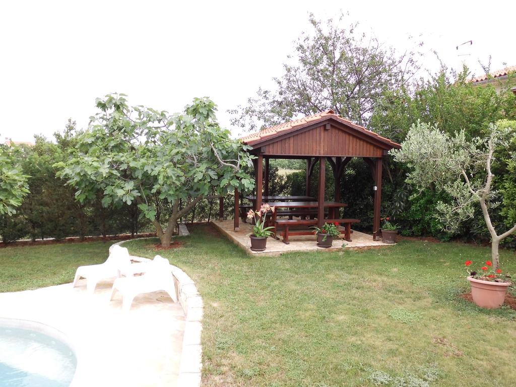 Guesthouse Villa Lena Premantura Quarto foto